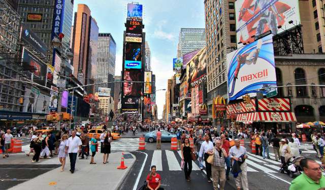 Best-Places-To-Visit-In-USA-Times-Square