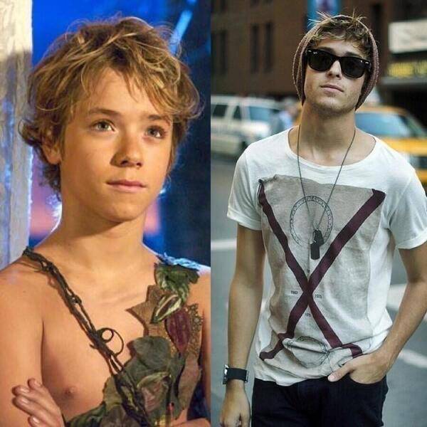 Child-Stars-Who-Grew-Up-Hot-Jeremy-Sumpter-Peter-Pan