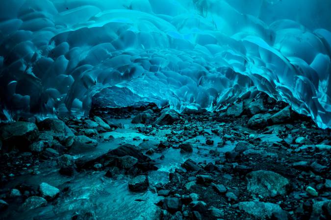 Most-Amazing-Places-In-The-World-Mendenhall-Ice-Caves-Juneau-Alaska