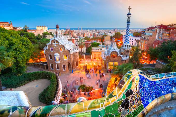 Top-10-Places-To-Visit-In-Europe-Barcelona