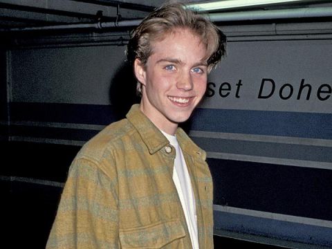 Celebrities-Who-Committed-Suicide-Jonathan-Brandis
