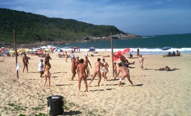praia-do-pinho-brazil