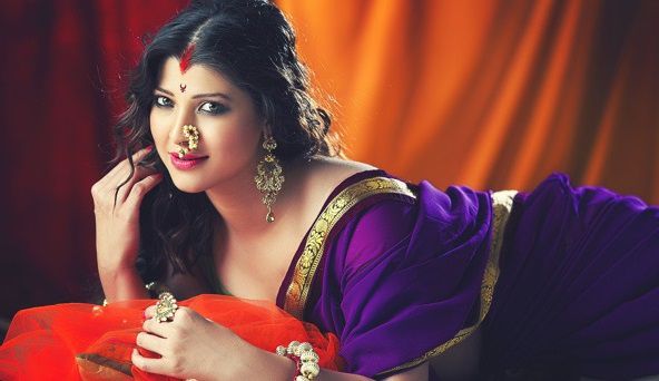 Hot-Marathi-Actress-Tejaswini-Pandit