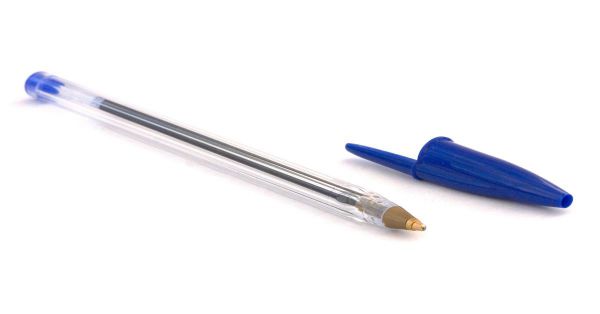 Hole-at-the-end-of-Pen-Caps-10