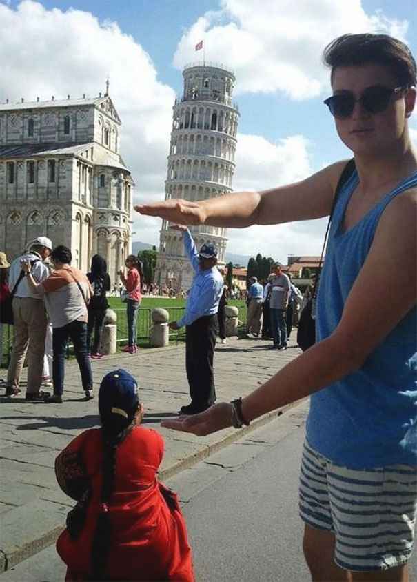 Posing-with-leaning-tower-of-pisa-4