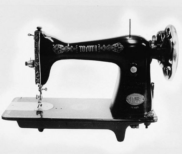 Toyota-Sewing-Machine