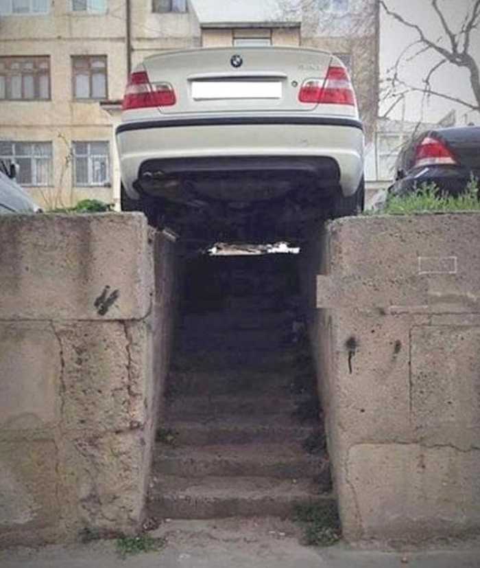 Hilarious-Car-Parking-Skills-5